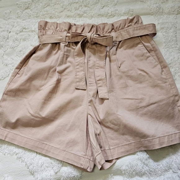 A.n.a • Blush Paperbag Waist Shorts - Picture 1 of 7